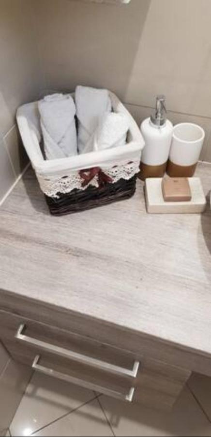 Apartman Stella Рованиска Екстериор снимка