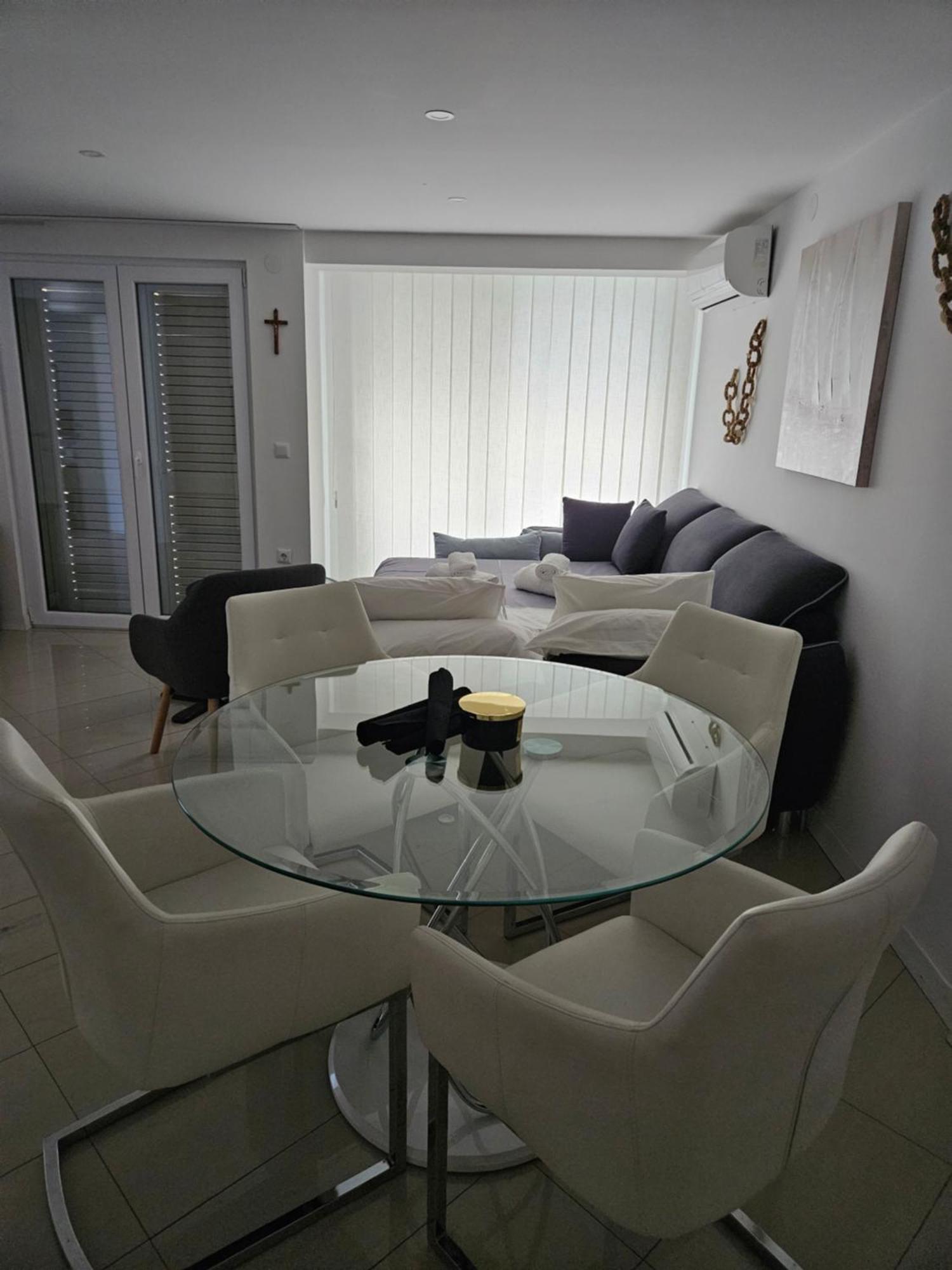Apartman Stella Рованиска Екстериор снимка