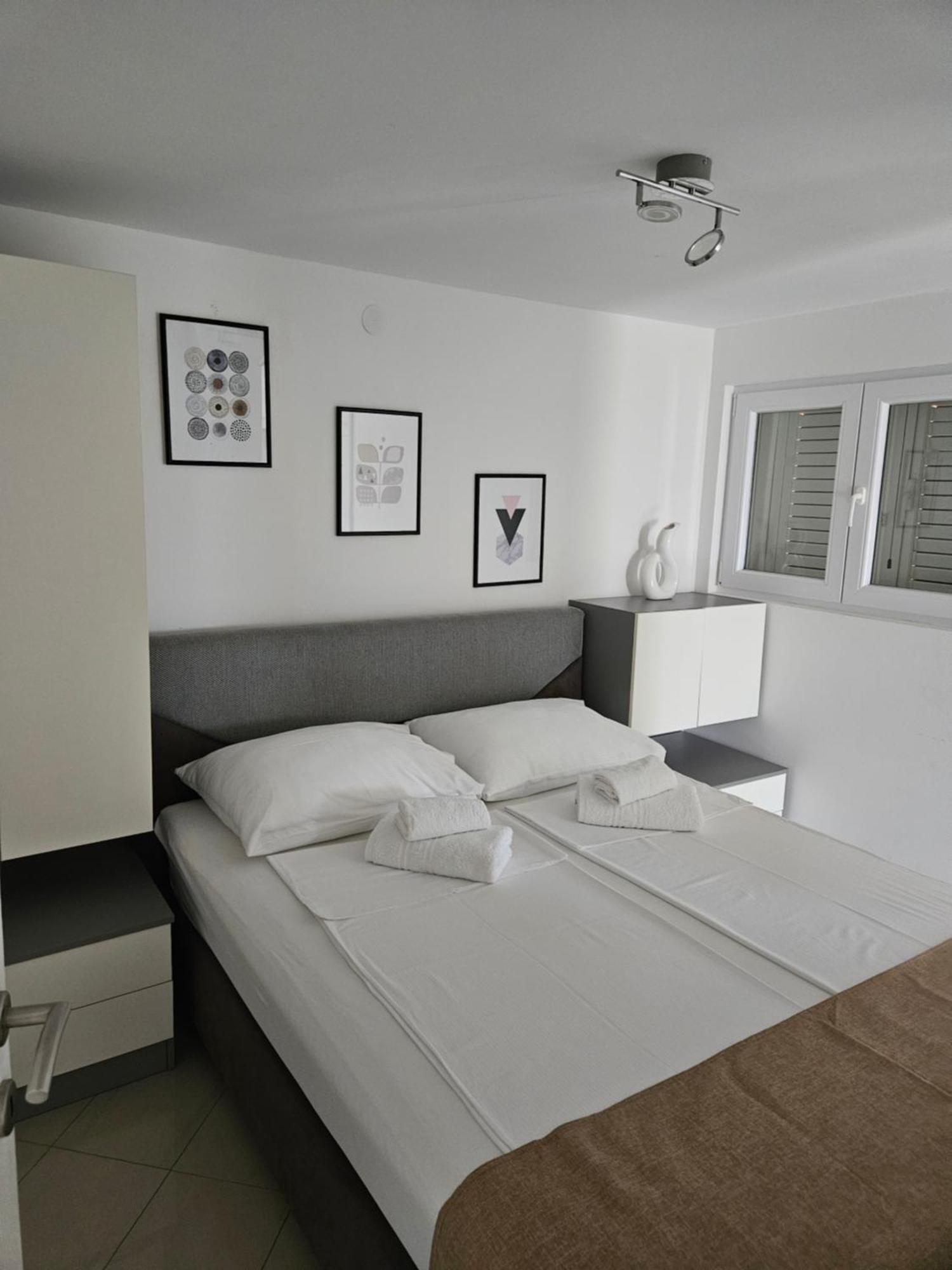 Apartman Stella Рованиска Екстериор снимка
